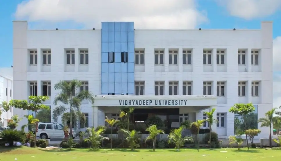 Vidhyadeep-University-Campuses